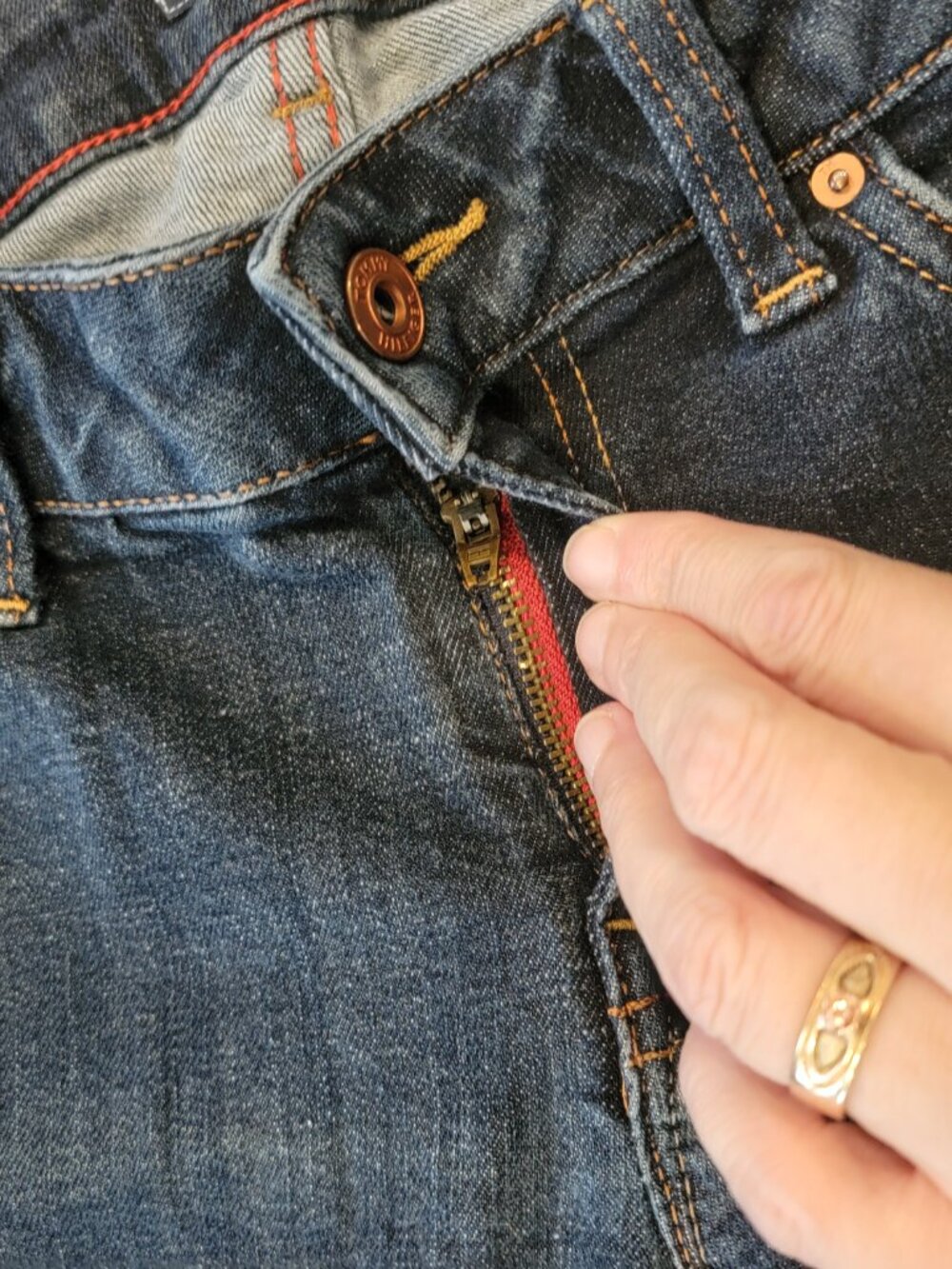 Tommy Hilfiger Classic Women's Bootcut Medium Wash Mid Rise Blue Jeans - Picture 5 of 12